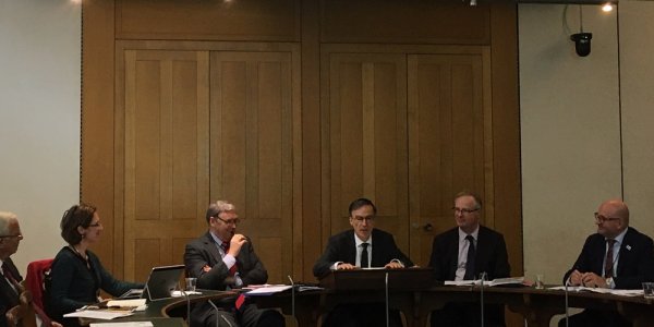 The launch of the ASCEND programme: Left to right, Sir Roy Anderson (Imperial College London), Kate Hargreaves (Crown Agents), Philip Davies (Abt Britain), Jeremy Lefroy MP, Andrew Murrison MP, Simon Bush (Sightsavers)